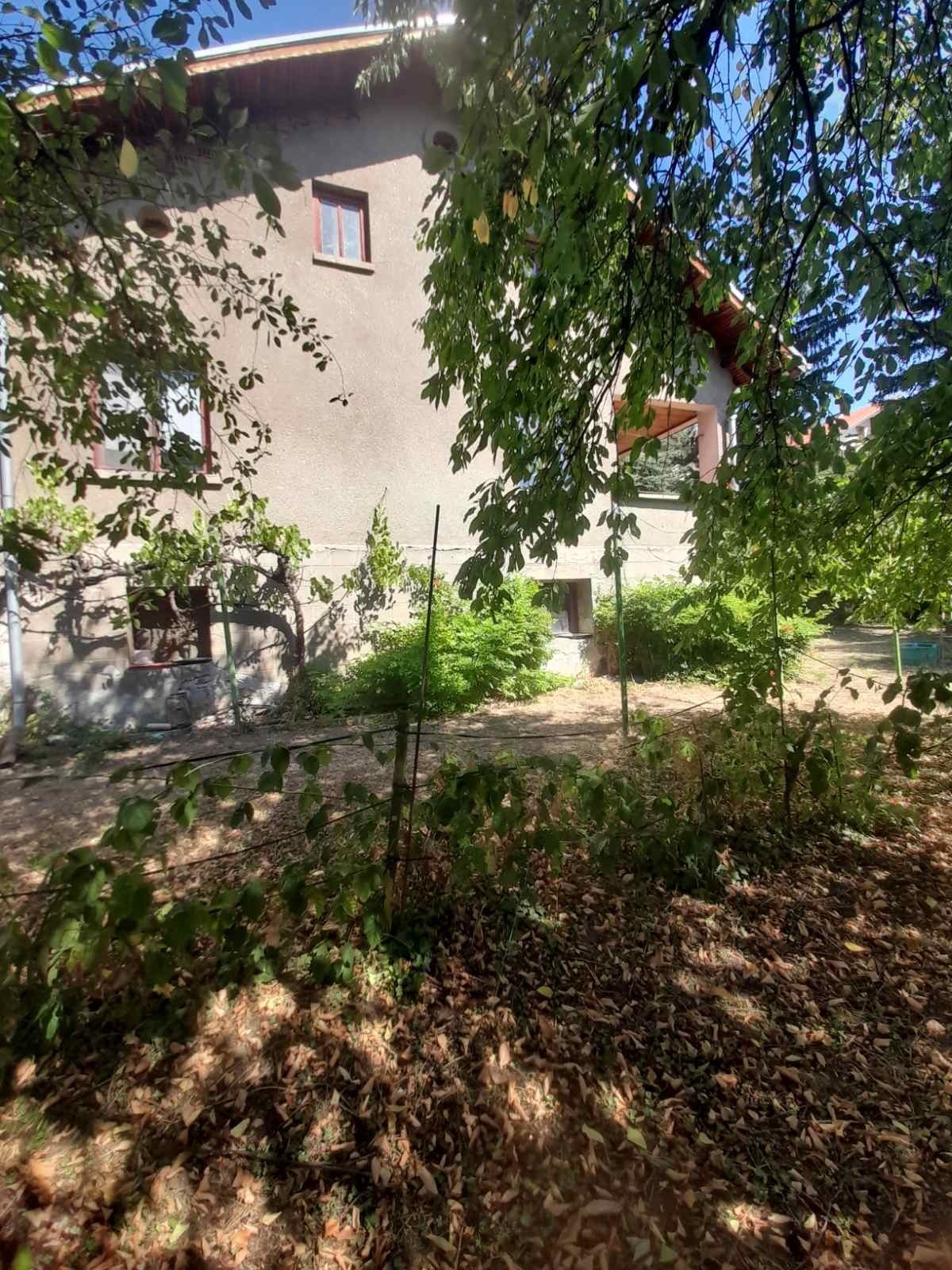Продава КЪЩА, гр. Своге, област София област, снимка 2 - Къщи - 55853111