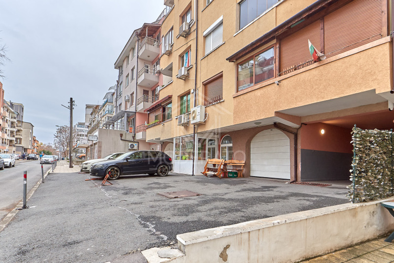 Te koop  1 slaapkamer Burgas , Lazur , 67 m² | 30556509 - afbeelding [16]