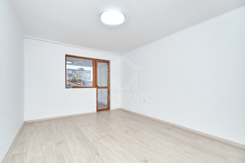 Te koop  1 slaapkamer Burgas , Lazur , 67 m² | 30556509 - afbeelding [8]