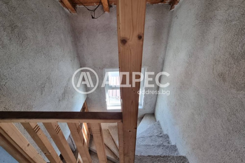 Продава КЪЩА, гр. София, Надежда 3, снимка 13 - Къщи - 52988442