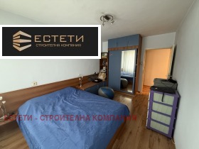 На продаж 2 спальні