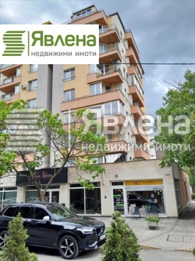 Обява продава 4-стаен, град София, Красно село