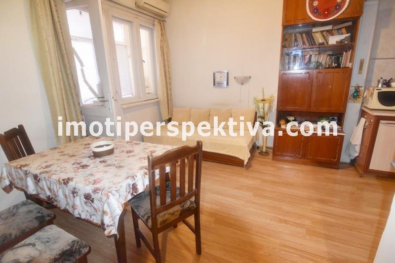 Til salg  1 soveværelse Plovdiv , Tsentar , 75 kvm | 42859710 - billede [3]