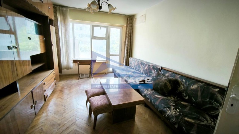 Продава  2-стаен град Шумен , Добруджански , 60 кв.м | 87787969 - изображение [2]