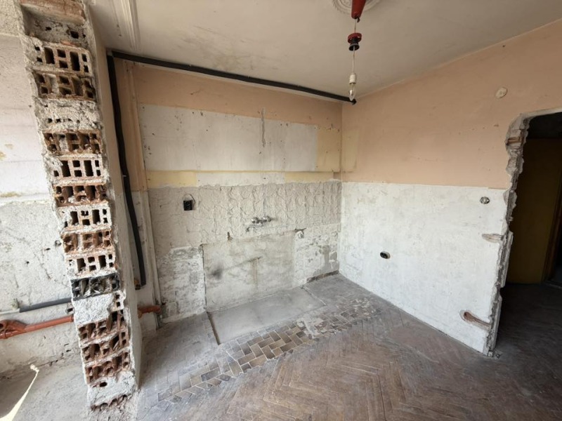 Продава  2-стаен град Благоевград , Идеален център , 56 кв.м | 94944086 - изображение [7]