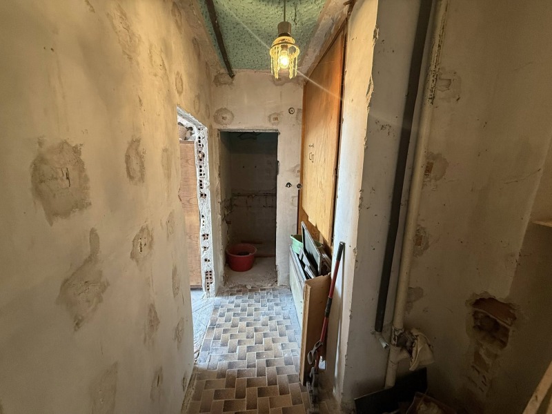Продава  2-стаен град Благоевград , Идеален център , 56 кв.м | 94944086