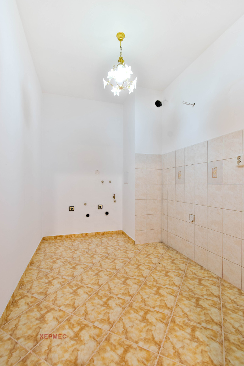 Продава 3-СТАЕН, гр. Бургас, Възраждане, снимка 5 - Апартаменти - 53416470