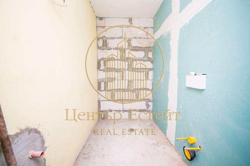 Na sprzedaż  Domek Plewen , Idealen centar , 119 mkw | 50160528 - obraz [11]