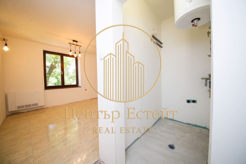 Na sprzedaż  Domek Plewen , Idealen centar , 119 mkw | 50160528 - obraz [6]