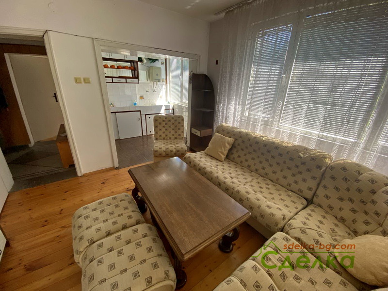 Продава КЪЩА, гр. Габрово, Русевци, снимка 8 - Къщи - 50250438