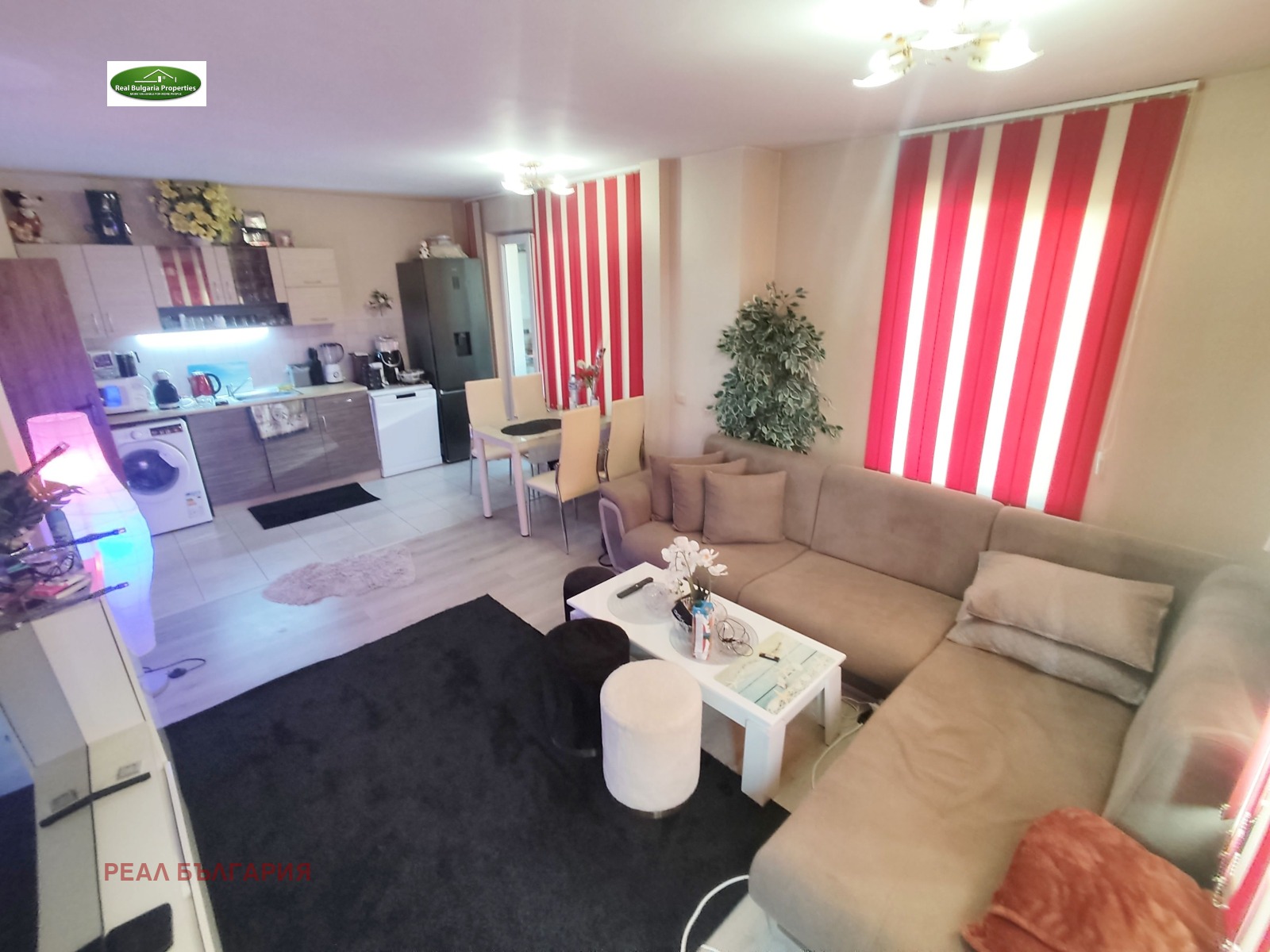 Продава 2-СТАЕН, гр. Русе, Чародейка - Юг, снимка 2 - Апартаменти - 54183550