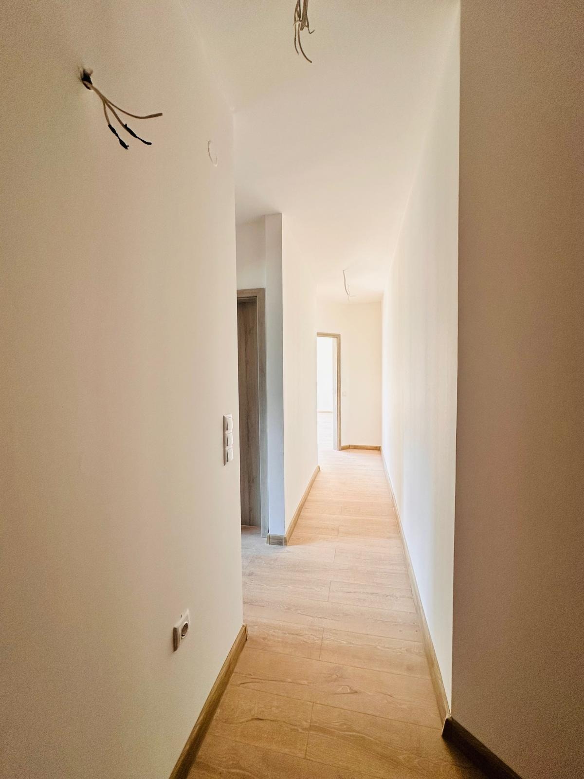 Продава 3-СТАЕН, гр. Банско, област Благоевград, снимка 2 - Апартаменти - 53984419