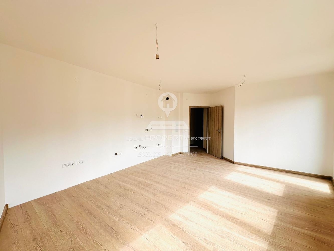 Продава 3-СТАЕН, гр. Банско, област Благоевград, снимка 3 - Апартаменти - 53984419