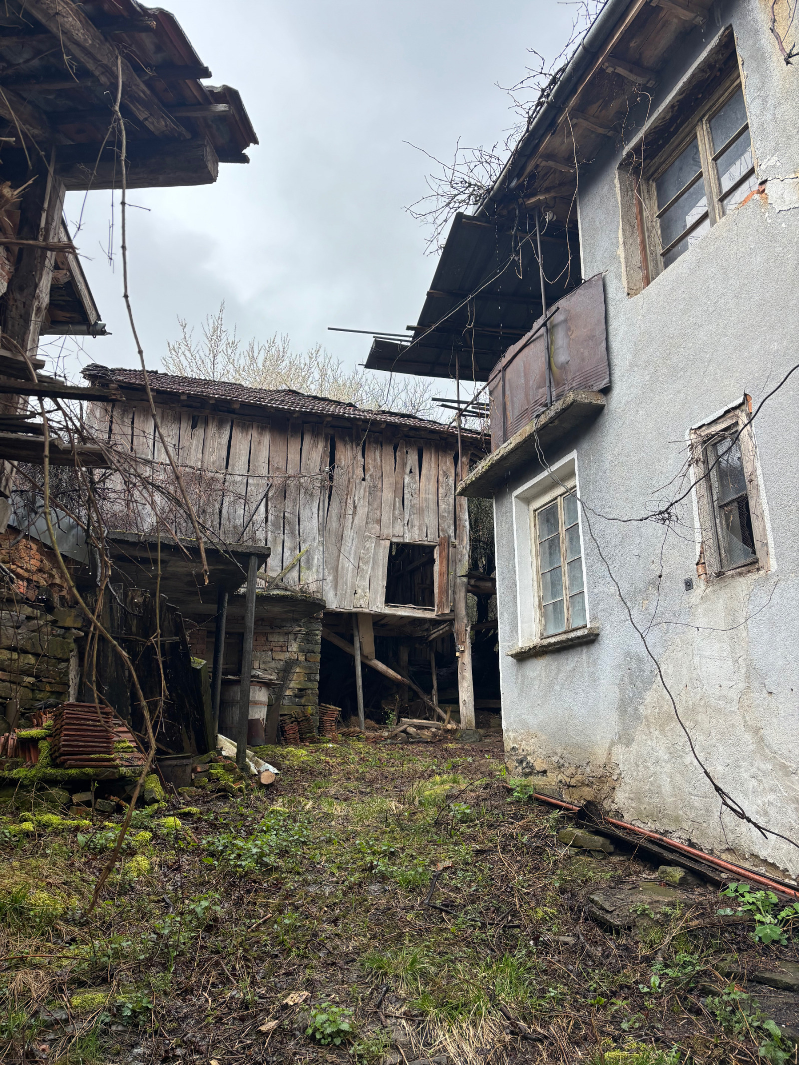 Продава КЪЩА, с. Голям извор, област Ловеч, снимка 13 - Къщи - 54214542