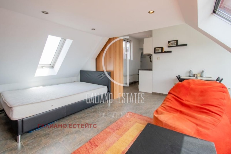 De vânzare  Studio Sofia , Țentâr , 69 mp | 63668093 - imagine [4]