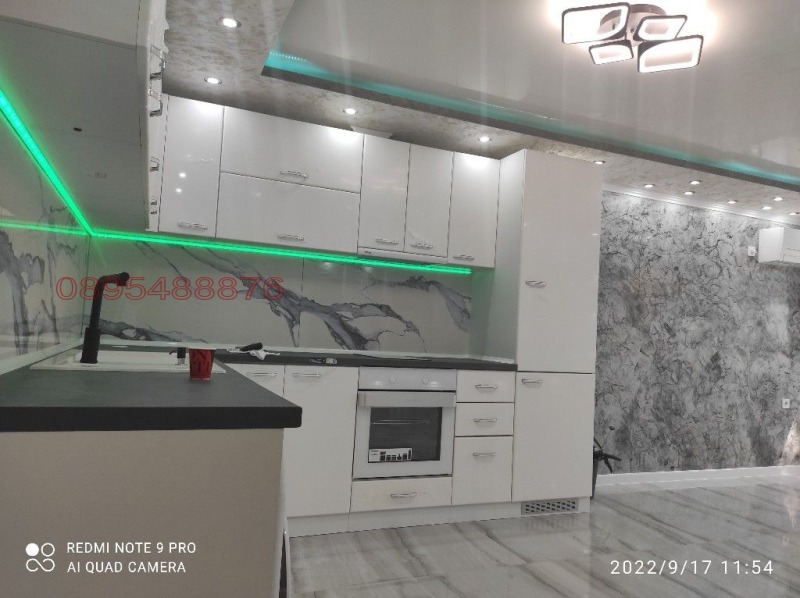 Продава 3-СТАЕН, гр. Шумен, Добруджански, снимка 6 - Апартаменти - 52786372