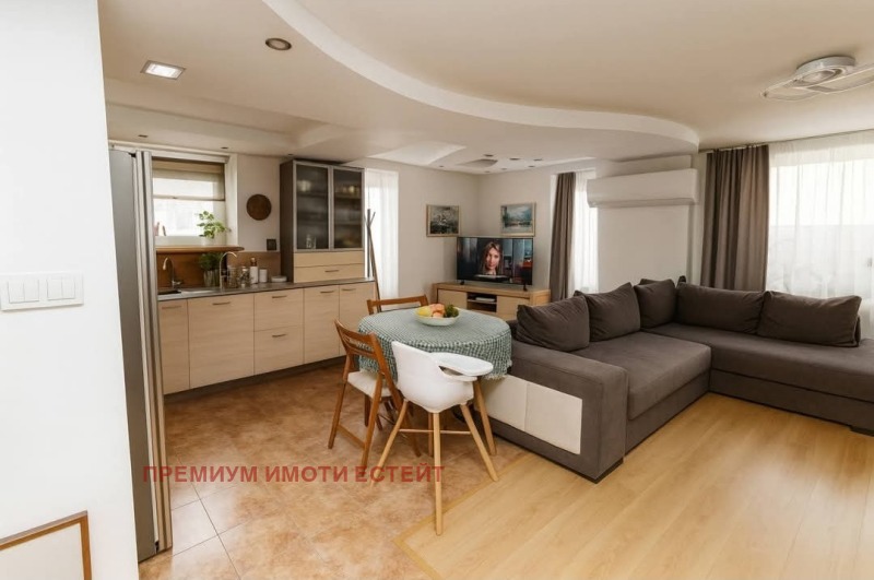 Продава МНОГОСТАЕН, гр. София, Белите брези, снимка 3 - Апартаменти - 52694202