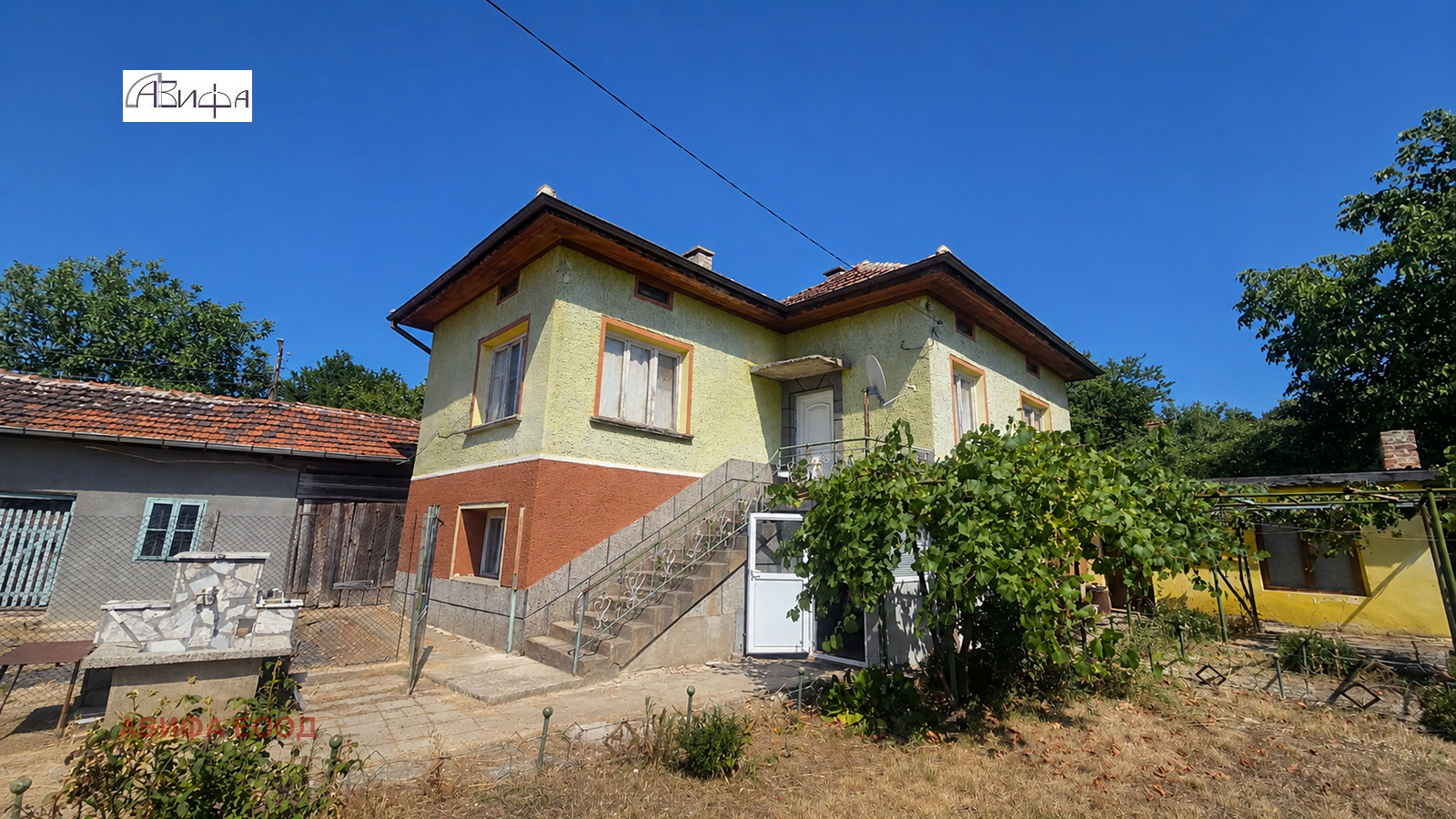 Продава КЪЩА, с. Елешница, област София област