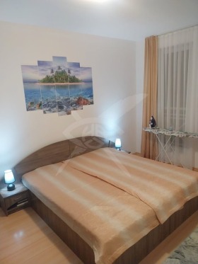 1 chambre k.k. Slantchev bryag, région Bourgas 2