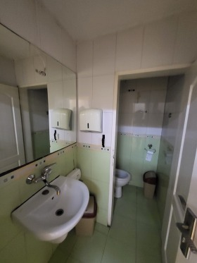 Kontor Idealen tsentar, Pleven
