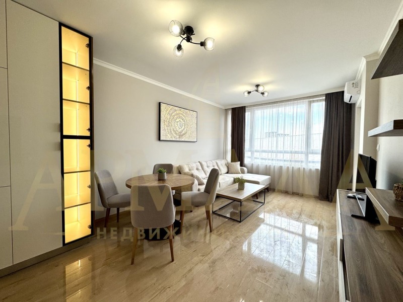 Te koop  1 slaapkamer Plovdiv , Trakija , 67 m² | 75382387
