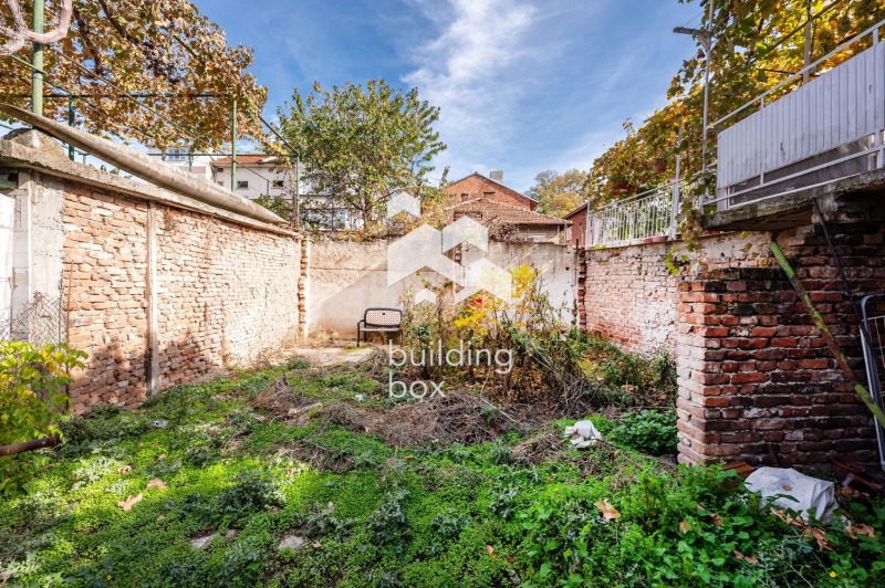 Продава ЕТАЖ ОТ КЪЩА, гр. Пловдив, Христо Смирненски, снимка 14 - Етаж от къща - 53509705