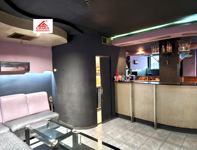 Продава ЗАВЕДЕНИЕ, гр. Русе, Център, снимка 4 - Заведения - 53472202