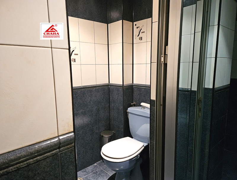 Продава ЗАВЕДЕНИЕ, гр. Русе, Център, снимка 12 - Заведения - 53472202