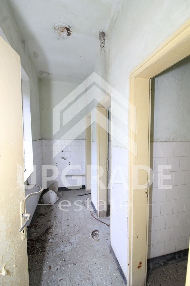 Продава ХОТЕЛ, с. Елховец, област Смолян, снимка 10 - Хотели - 54805185