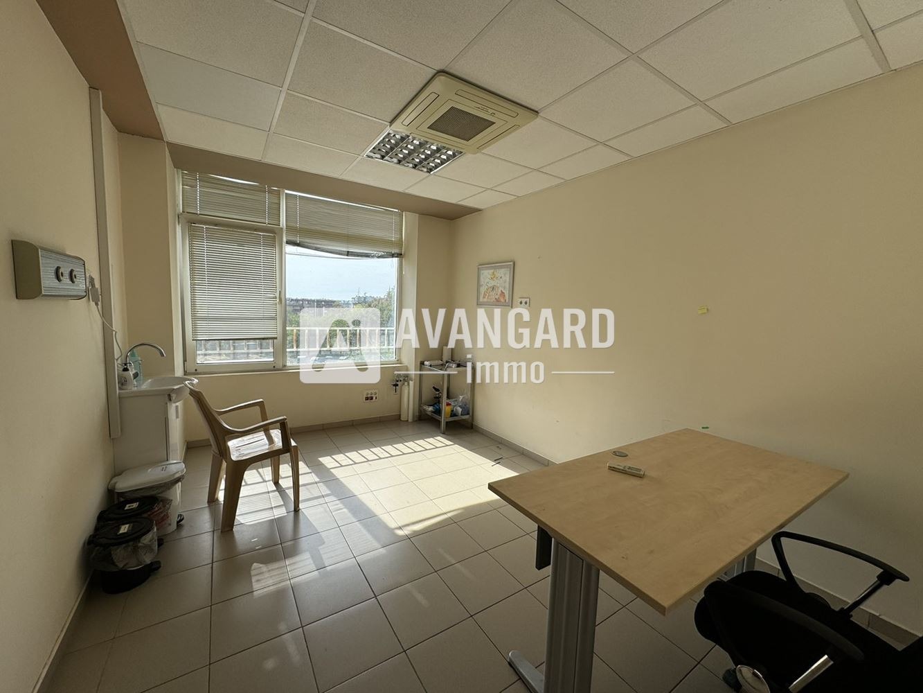 Продава БИЗНЕС ИМОТ, гр. Варна, Център, снимка 8 - Други - 53789647