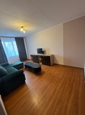 1 Schlafzimmer Ljulin 6, Sofia 3