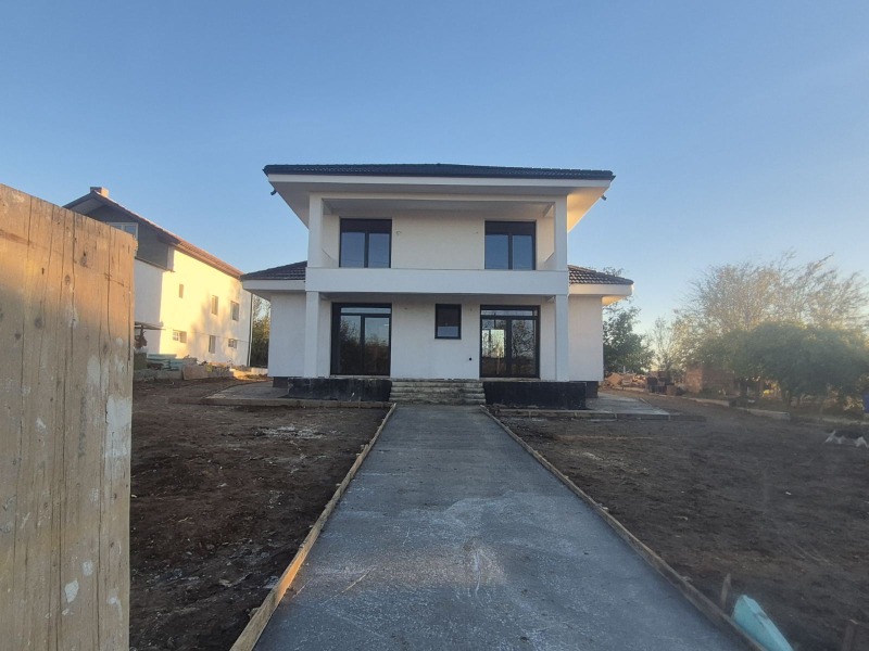 Продава КЪЩА, с. Гривица, област Плевен, снимка 16 - Къщи - 53316627