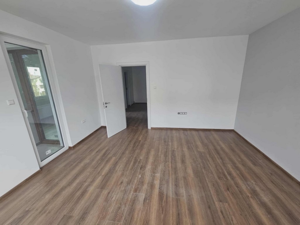 Продава 2-СТАЕН, гр. Кърджали, Възрожденци, снимка 2 - Апартаменти - 52071305