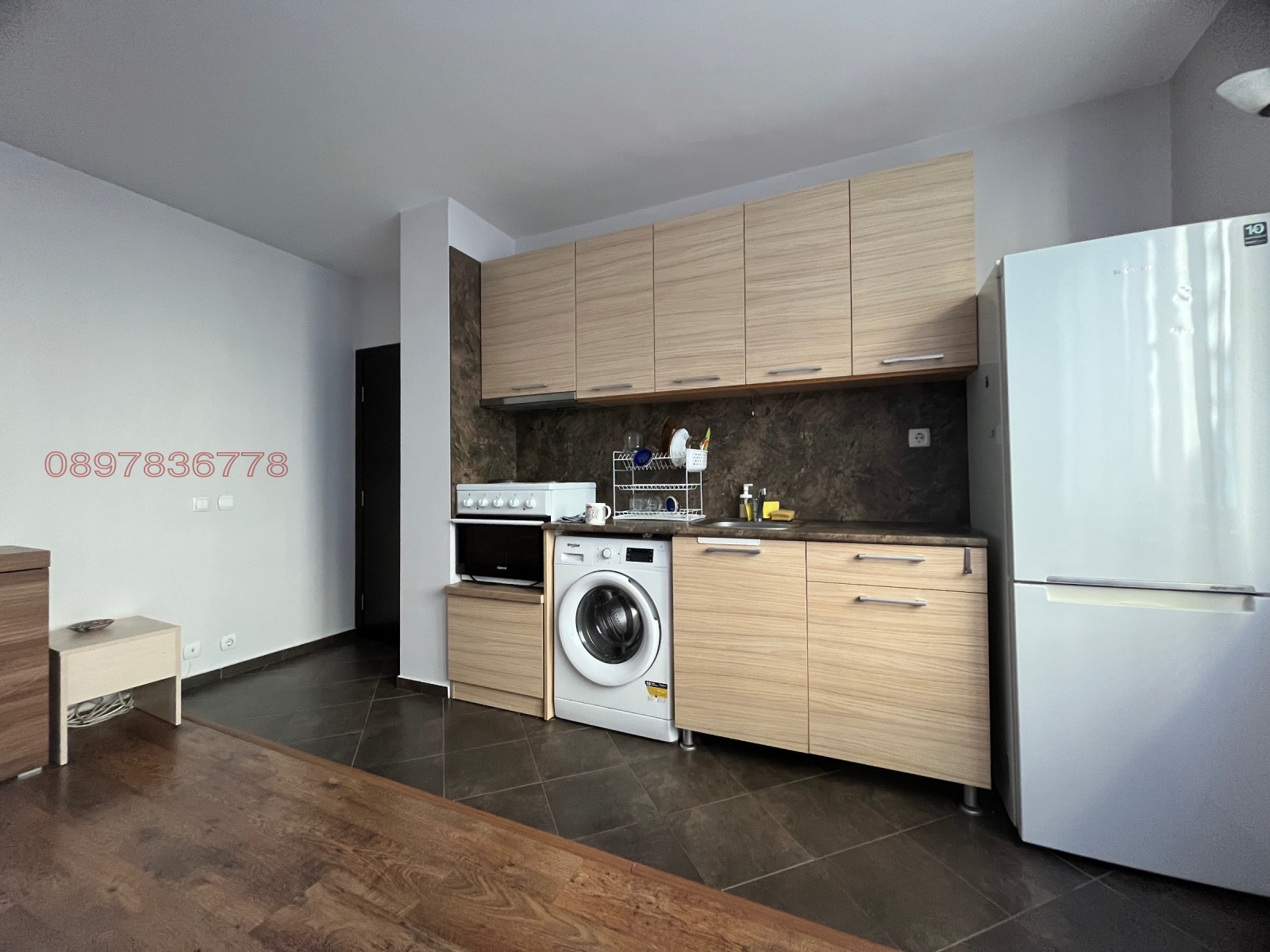 Продава 2-СТАЕН, гр. София, Света Троица