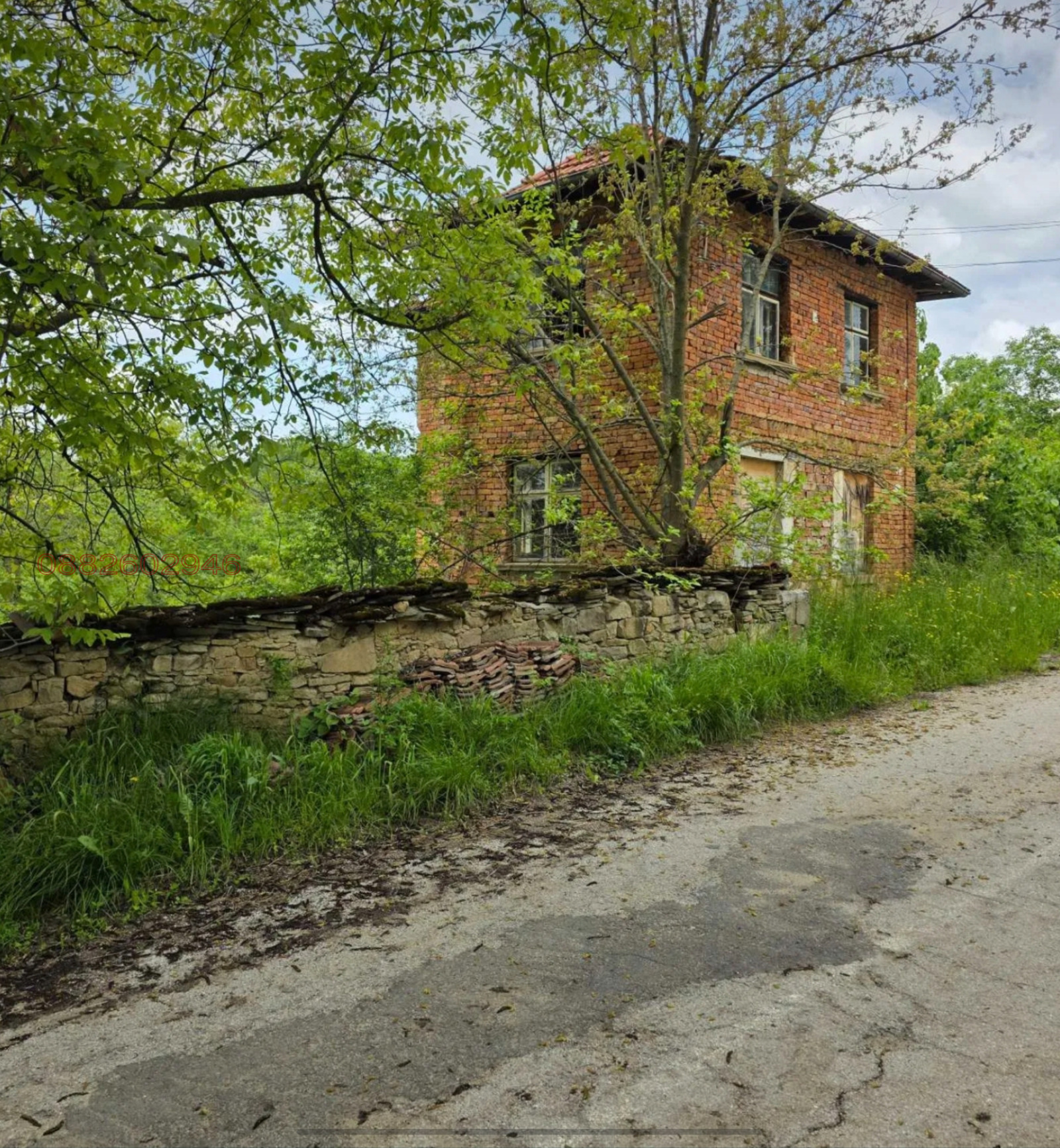 Продава КЪЩА, гр. Троян, област Ловеч, снимка 2 - Къщи - 55864924