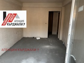 3-стаен град Кърджали, Възрожденци 8