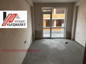 3-стаен град Кърджали, Възрожденци 7