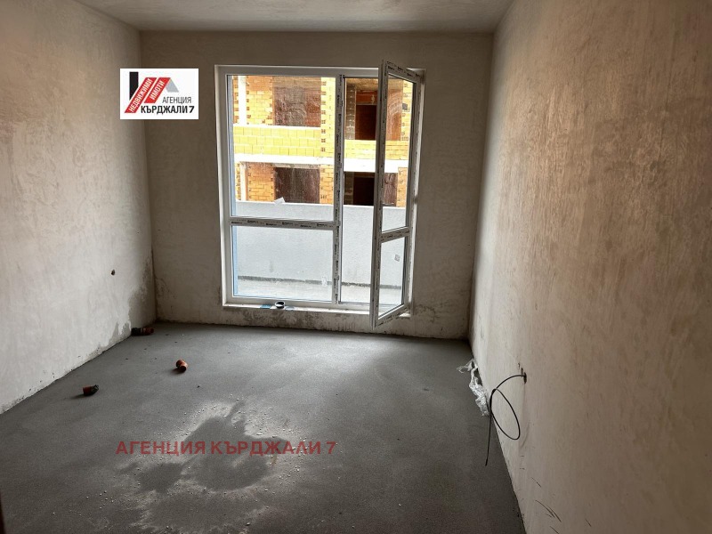 En venta  2 dormitorios Kardzhali , Vazrozhdentsi , 96 metros cuadrados | 94493440 - imagen [4]