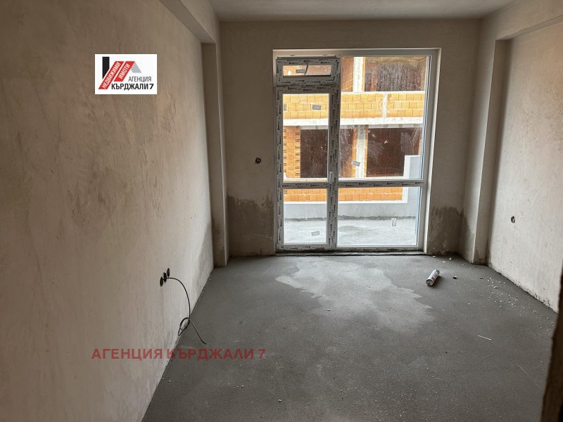 En venta  2 dormitorios Kardzhali , Vazrozhdentsi , 96 metros cuadrados | 94493440 - imagen [7]