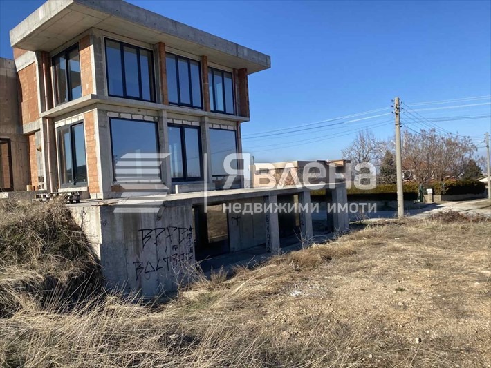 In vendita  Casa regione Plovdiv , Belashtitsa , 598 mq | 93070402 - Immagine [4]