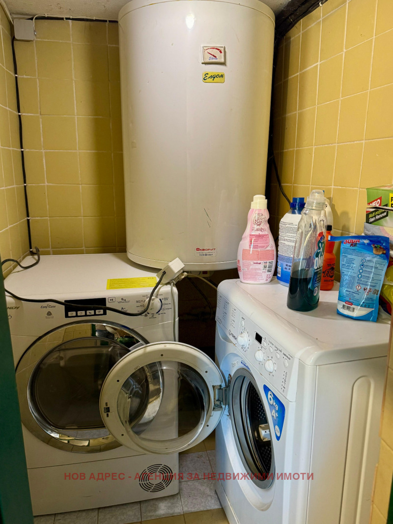 Продава ВИЛА, гр. Търговище, Вилна зона, снимка 13 - Вили - 52439916