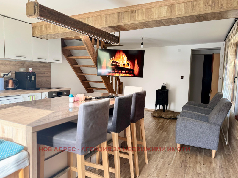 Продава ВИЛА, град Търговище, Вилна зона • 255000 лв. / 130379.43 € • 40081026 1