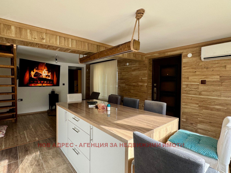 Продава ВИЛА, гр. Търговище, Вилна зона, снимка 4 - Вили - 52439916