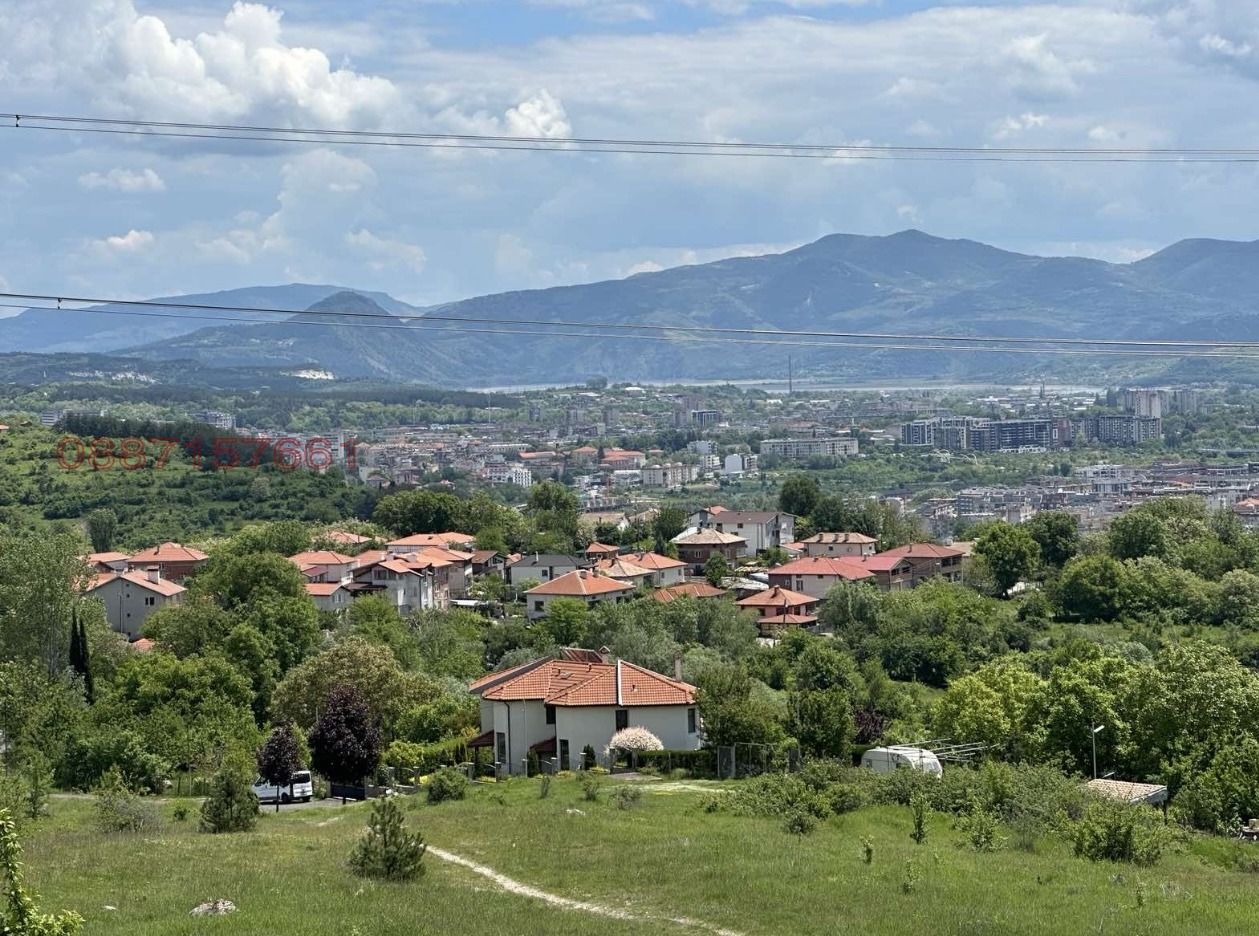 Продава КЪЩА, с. Срединка, област Кърджали