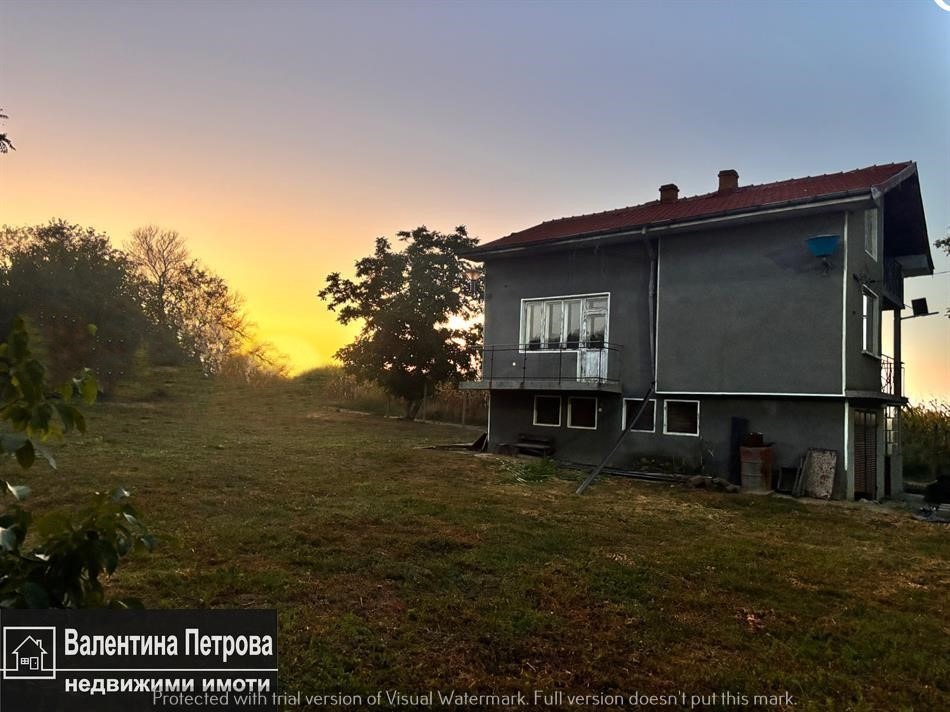 Продава КЪЩА, с. Тръстеник, област Русе