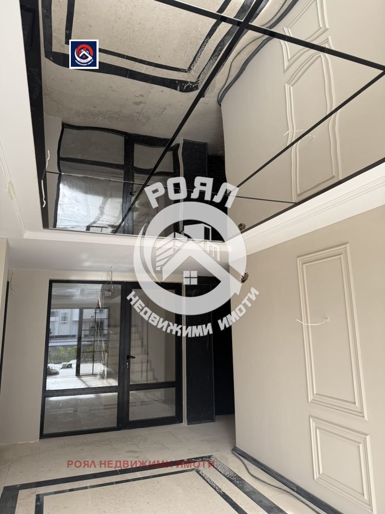 De vânzare  1 dormitor Plovdiv , Ostromila , 64 mp | 44090064 - imagine [5]