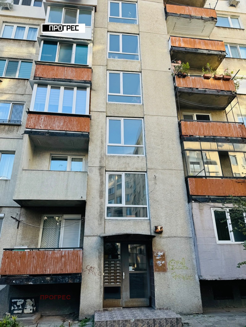 Till salu  2 sovrum Sofia , Strelbistje , 80 kvm | 41771354 - bild [2]