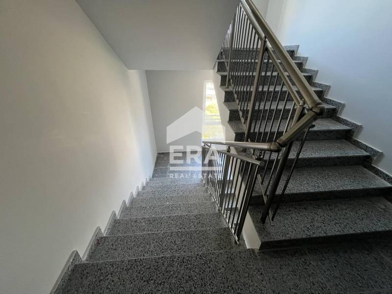 Продава 4-СТАЕН, гр. Варна, Възраждане 1, снимка 4 - Апартаменти - 52882660