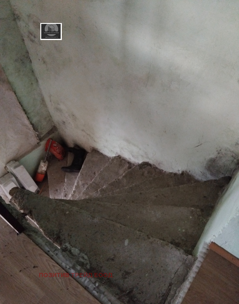 Продава КЪЩА, с. Бураново, област Кюстендил, снимка 6 - Къщи - 52655671