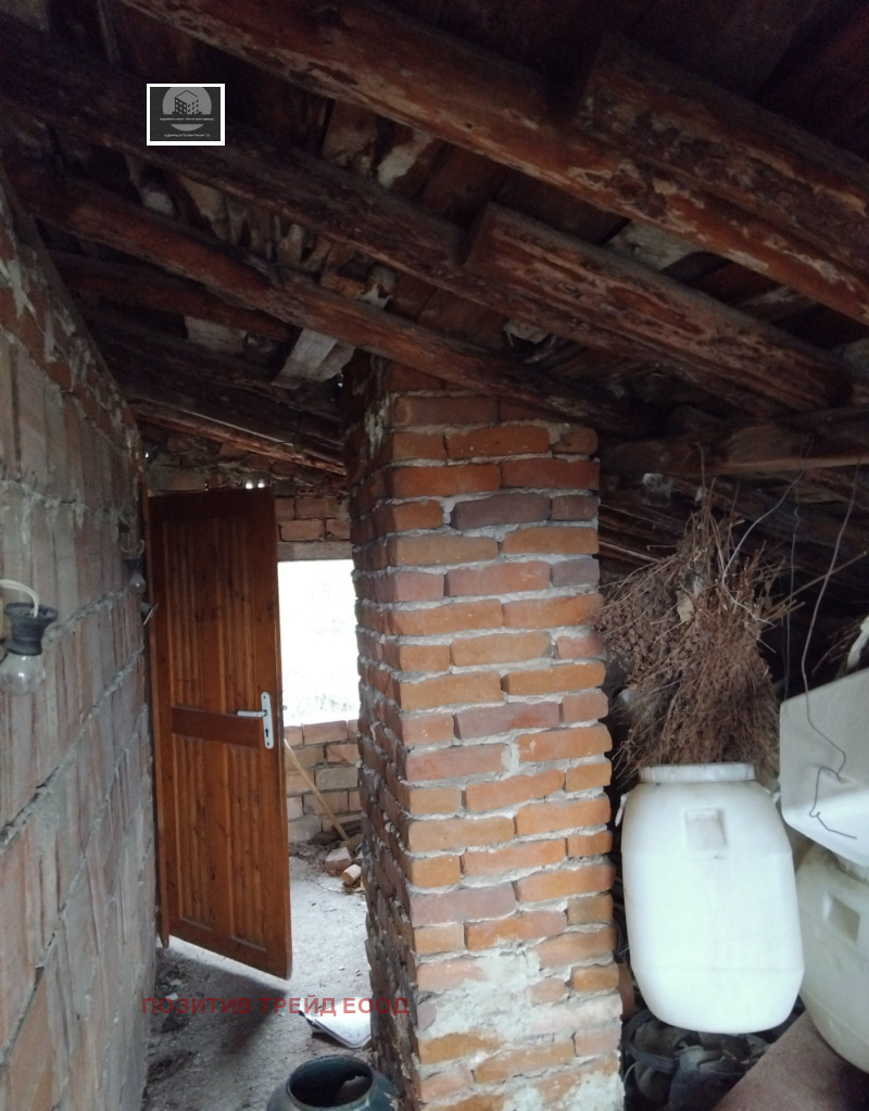 Продава КЪЩА, с. Бураново, област Кюстендил, снимка 3 - Къщи - 52655671